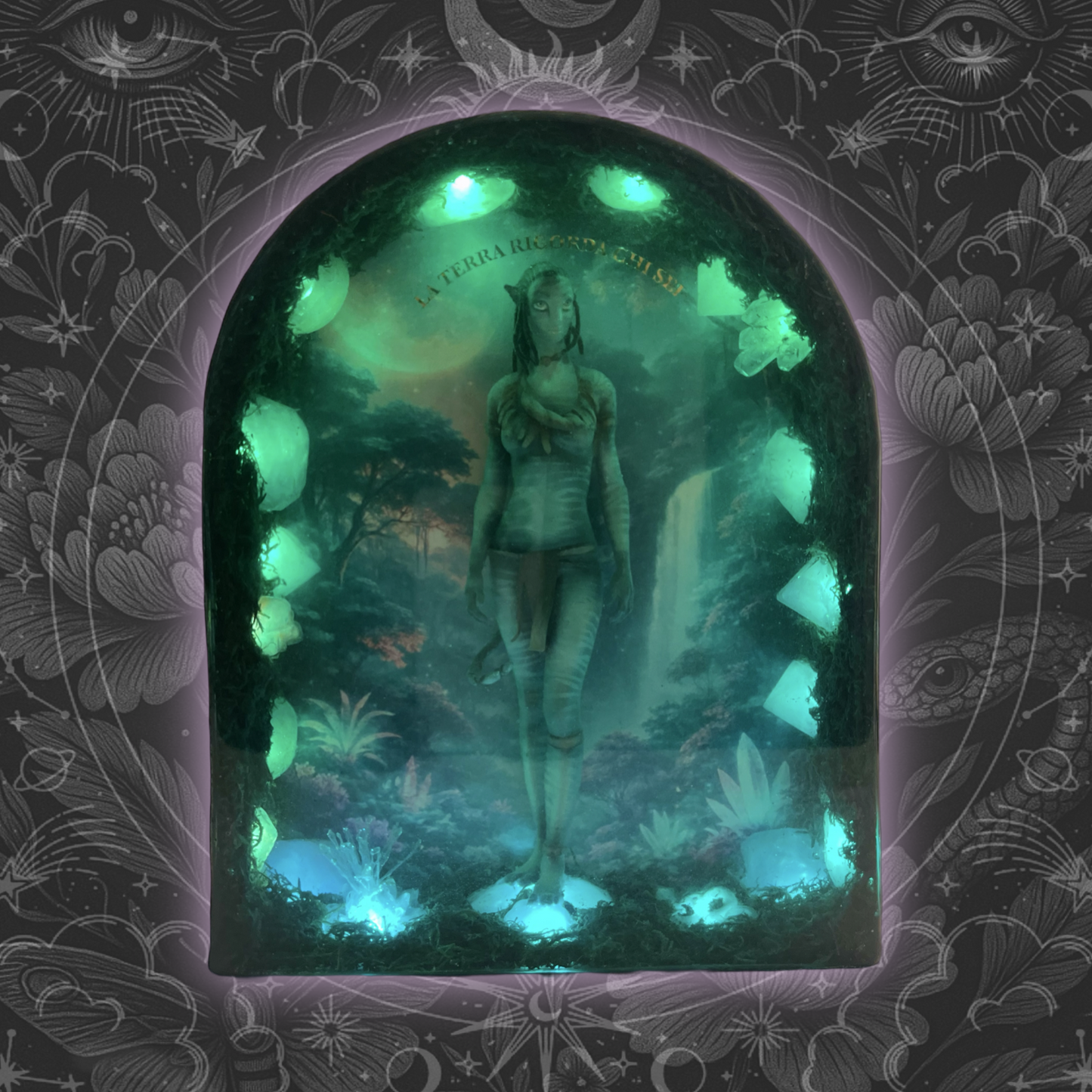 LA TERRA RICORDA CHI SEI – Resin light art