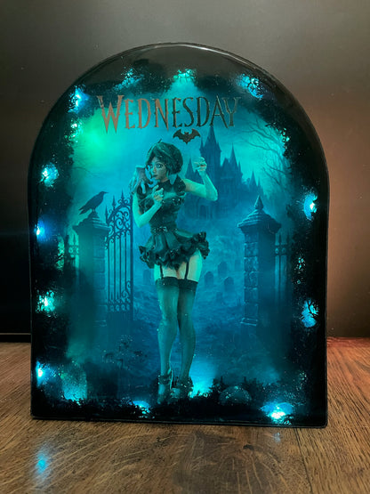 WEDNESDAY – Resin Light Art Gothic Edition