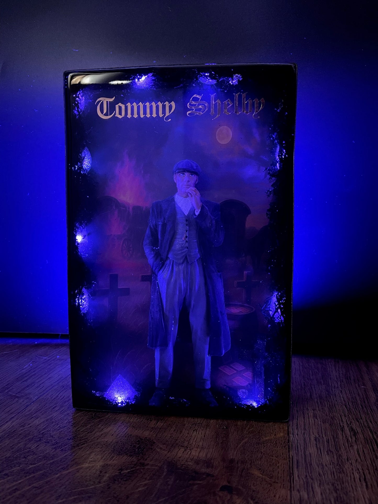 THE SHELBY – Resin Light Art