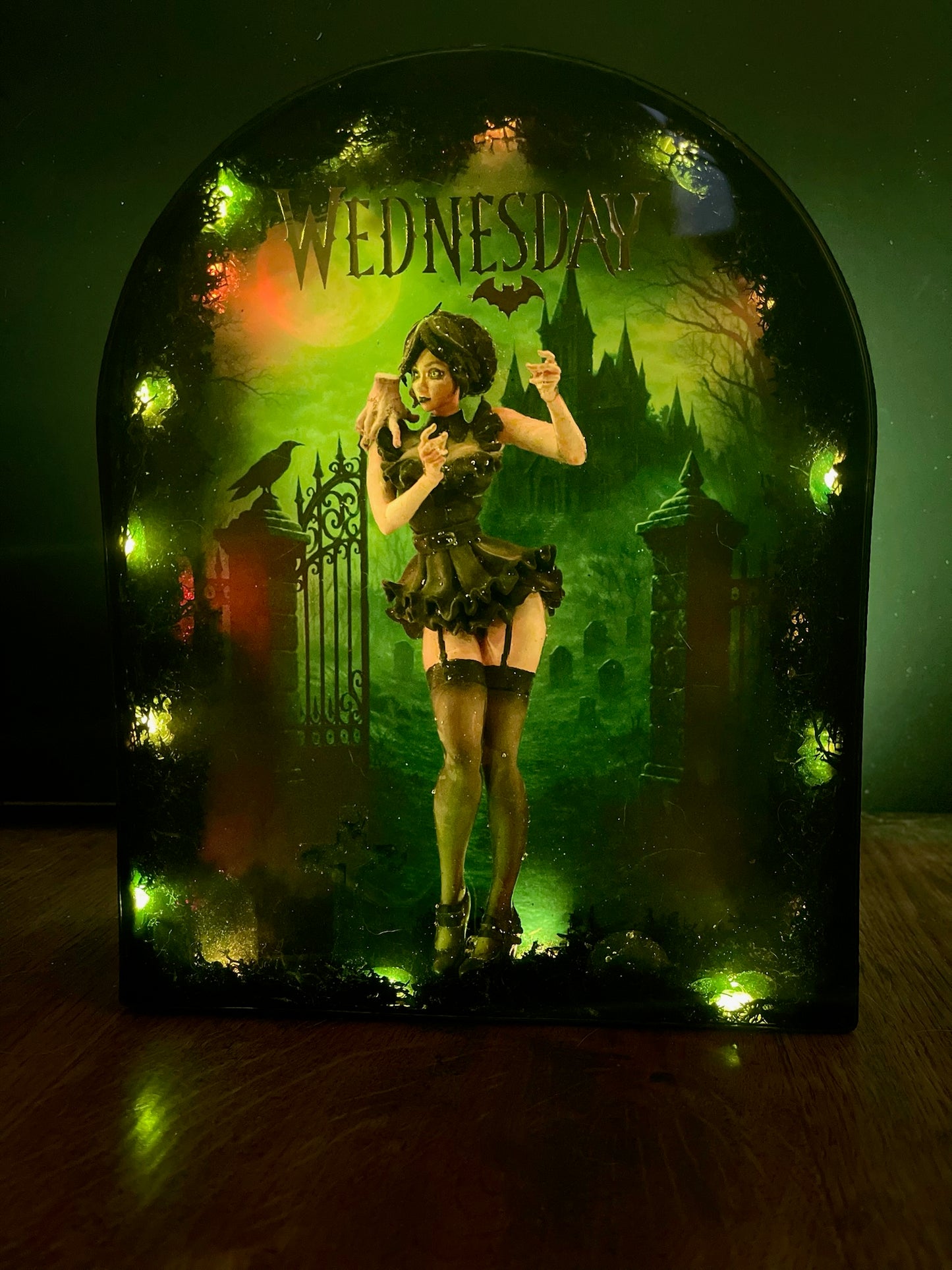 WEDNESDAY – Resin Light Art Gothic Edition