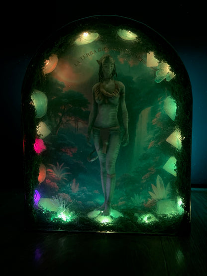 LA TERRA RICORDA CHI SEI – Resin light art