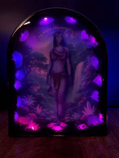 LA TERRA RICORDA CHI SEI – Resin light art