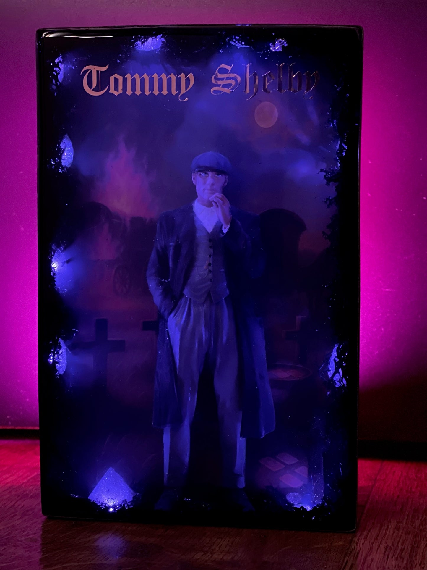 THE SHELBY – Resin Light Art