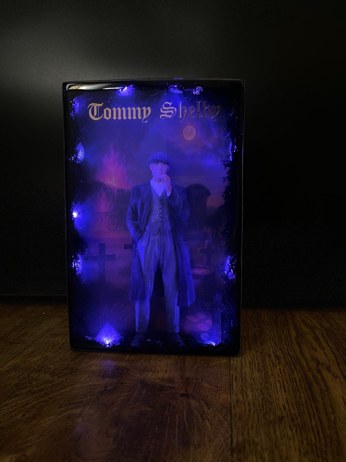 THE SHELBY – Resin Light Art