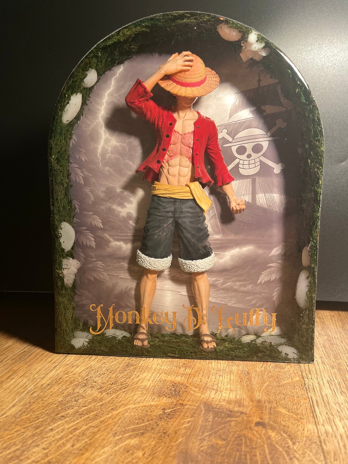 LUFFY – Luminous resin artwork