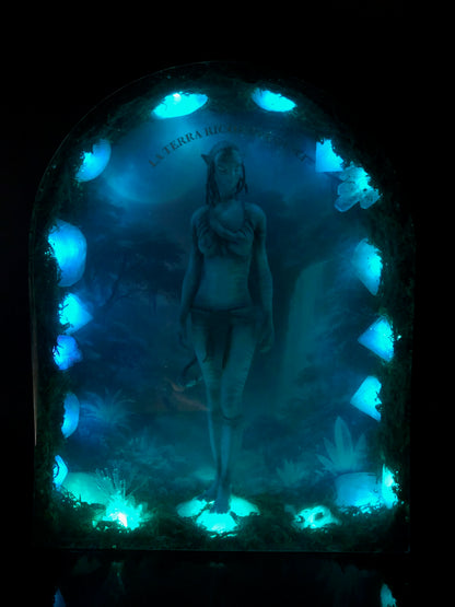 LA TERRA RICORDA CHI SEI – Resin light art