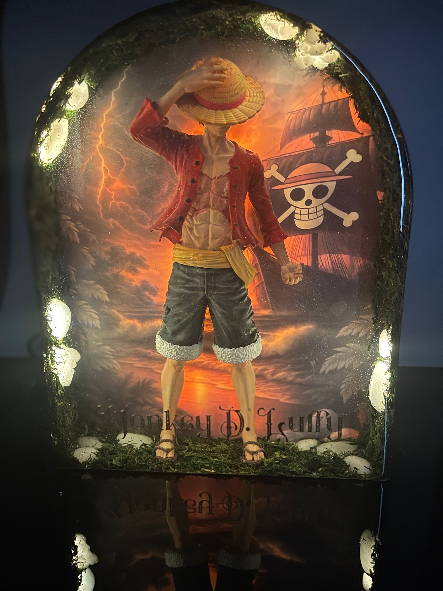 LUFFY – Luminous resin artwork