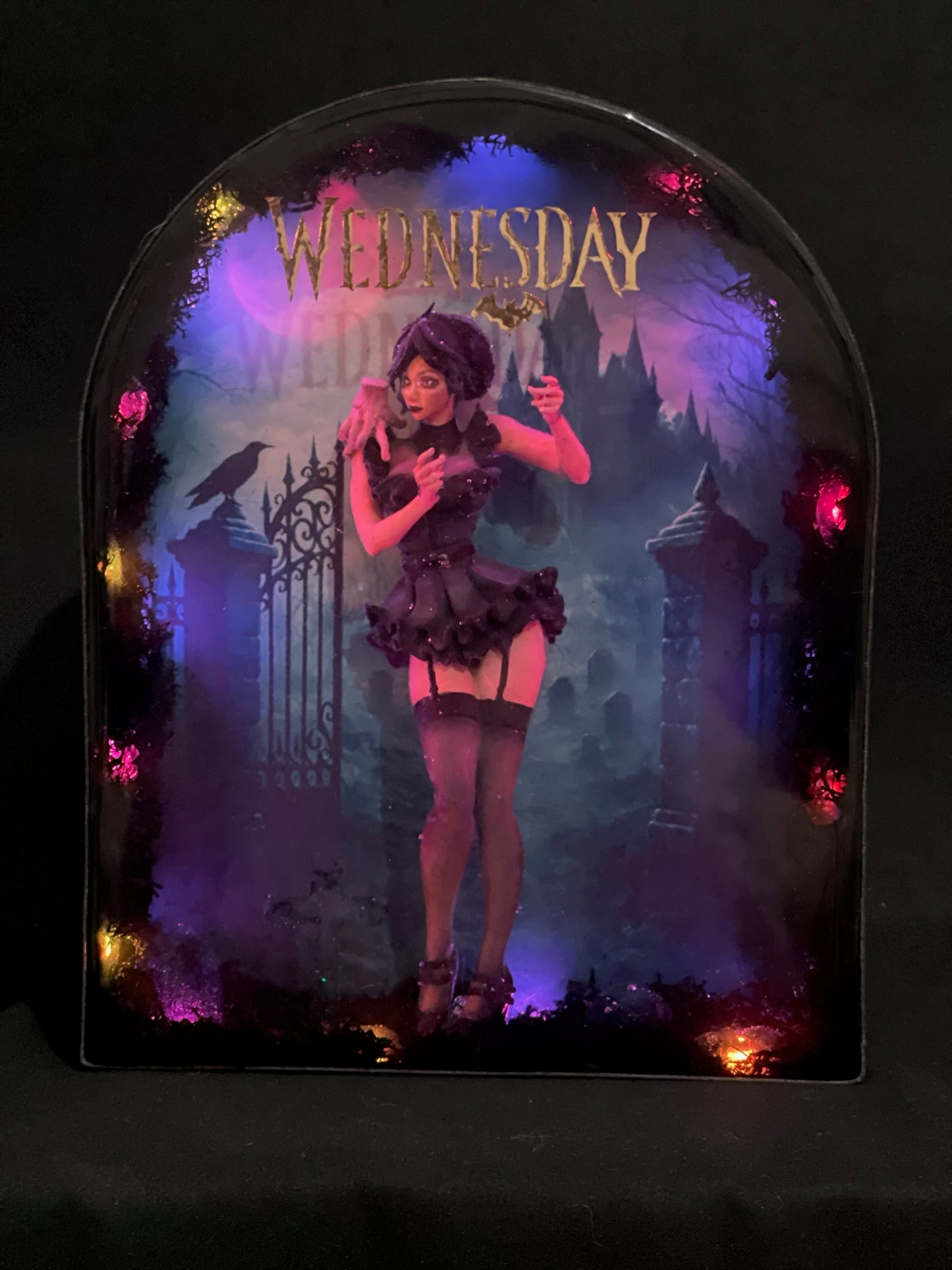 WEDNESDAY – Resin Light Art Gothic Edition