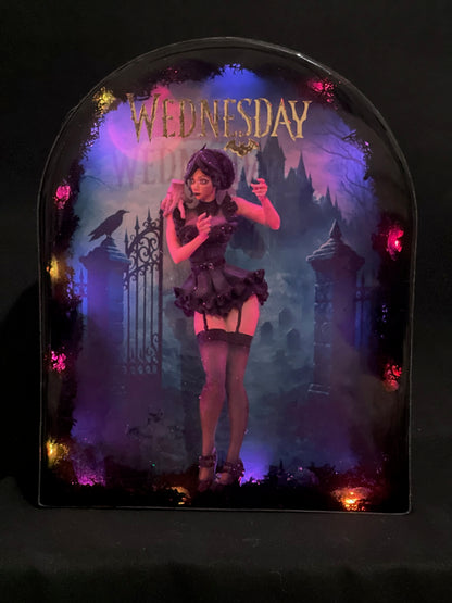 WEDNESDAY – Resin Light Art Gothic Edition