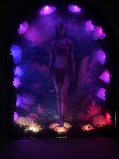 LA TERRA RICORDA CHI SEI – Resin light art