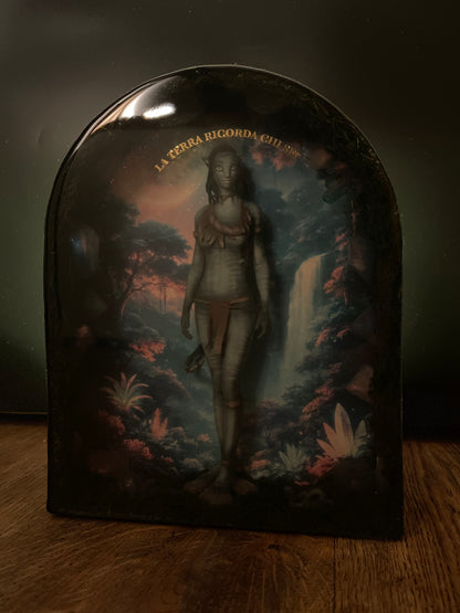 LA TERRA RICORDA CHI SEI – Resin light art