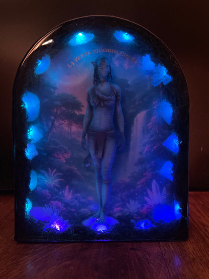 LA TERRA RICORDA CHI SEI – Resin light art
