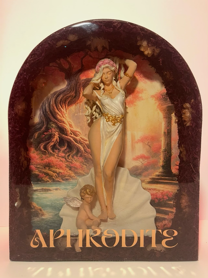 APHRODITE – Luminous Work in Resin