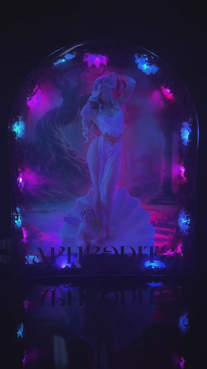 APHRODITE – Luminous Work in Resin